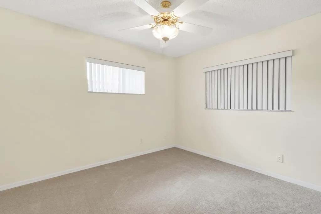 590 26th Court Vero Beach FL 32962