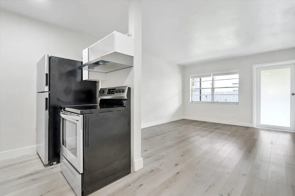 1638 Plunkett Street Hollywood FL 33020