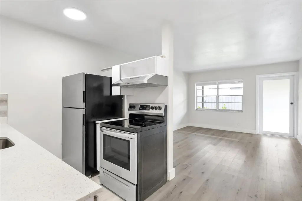 1638 Plunkett Street Hollywood FL 33020