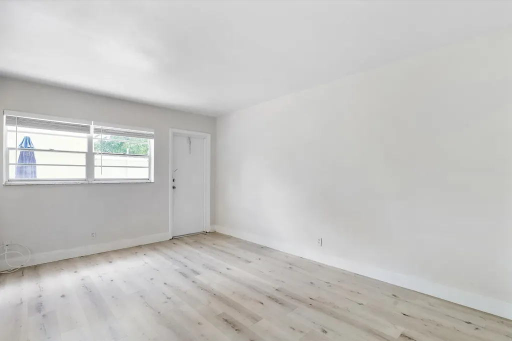 1638 Plunkett Street Hollywood FL 33020