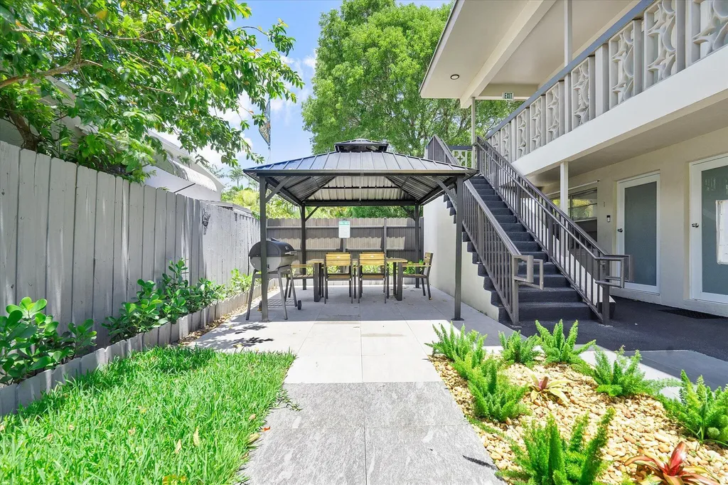 1638 Plunkett Street Hollywood FL 33020