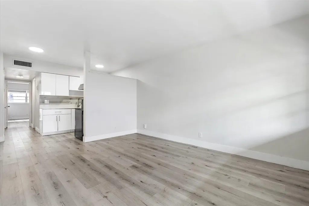 1638 Plunkett Street Hollywood FL 33020