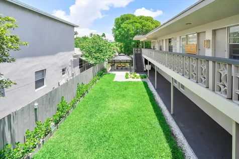 1638 Plunkett Street Hollywood FL 33020