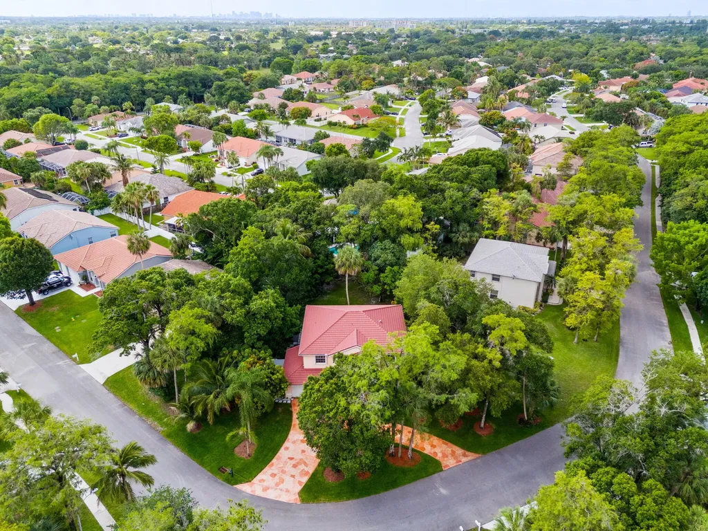 5304 NW 66th Avenue Lauderhill FL 33319