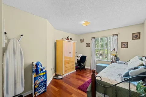 5304 NW 66th Avenue Lauderhill FL 33319