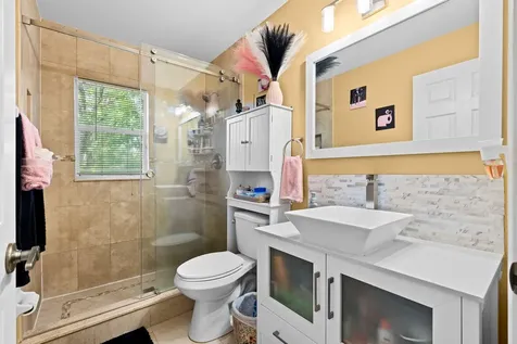 5304 NW 66th Avenue Lauderhill FL 33319