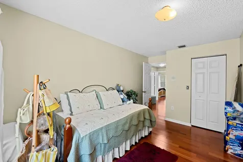 5304 NW 66th Avenue Lauderhill FL 33319