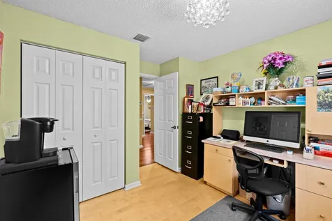5304 NW 66th Avenue Lauderhill FL 33319