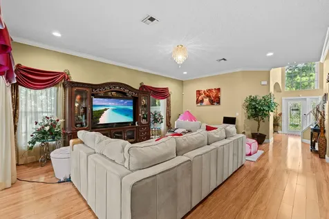 5304 NW 66th Avenue Lauderhill FL 33319