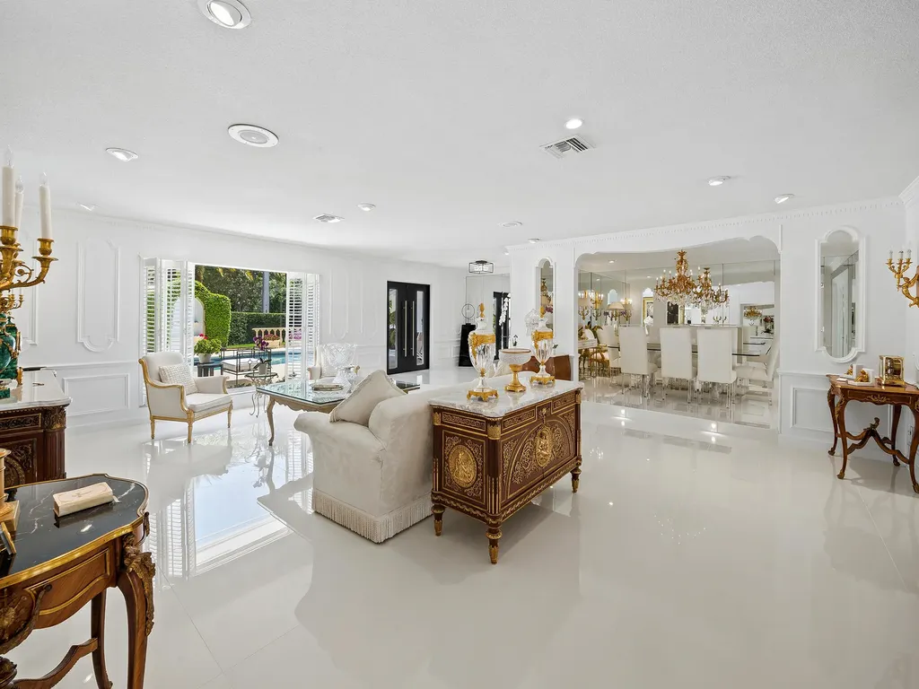 2831 NE 40th Street Fort Lauderdale FL 33308