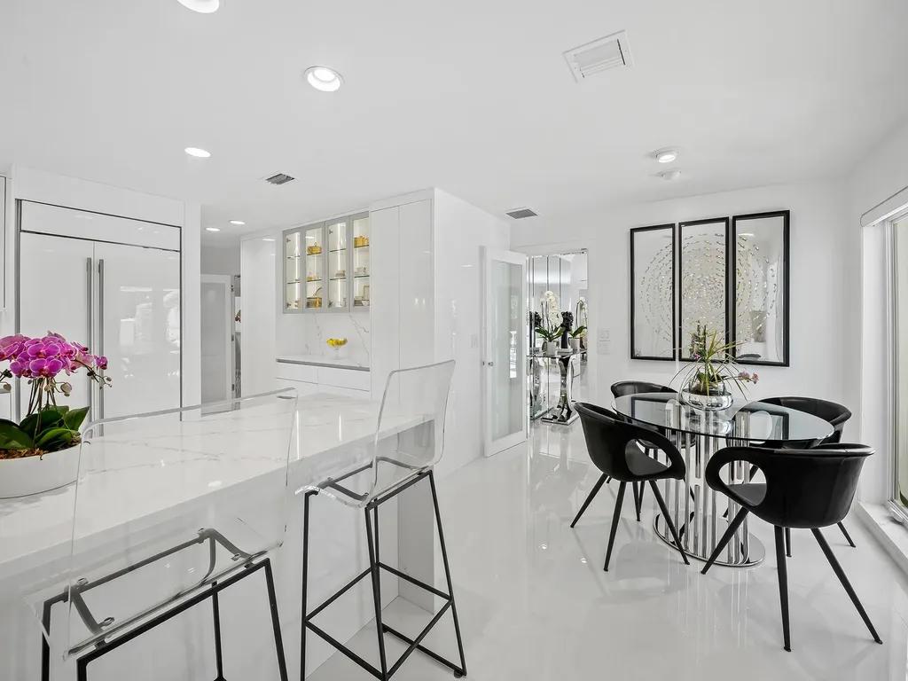 2831 NE 40th Street Fort Lauderdale FL 33308