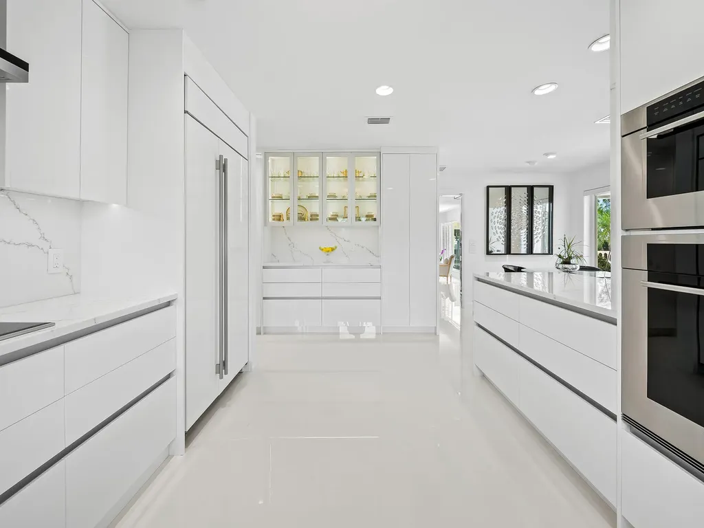 2831 NE 40th Street Fort Lauderdale FL 33308