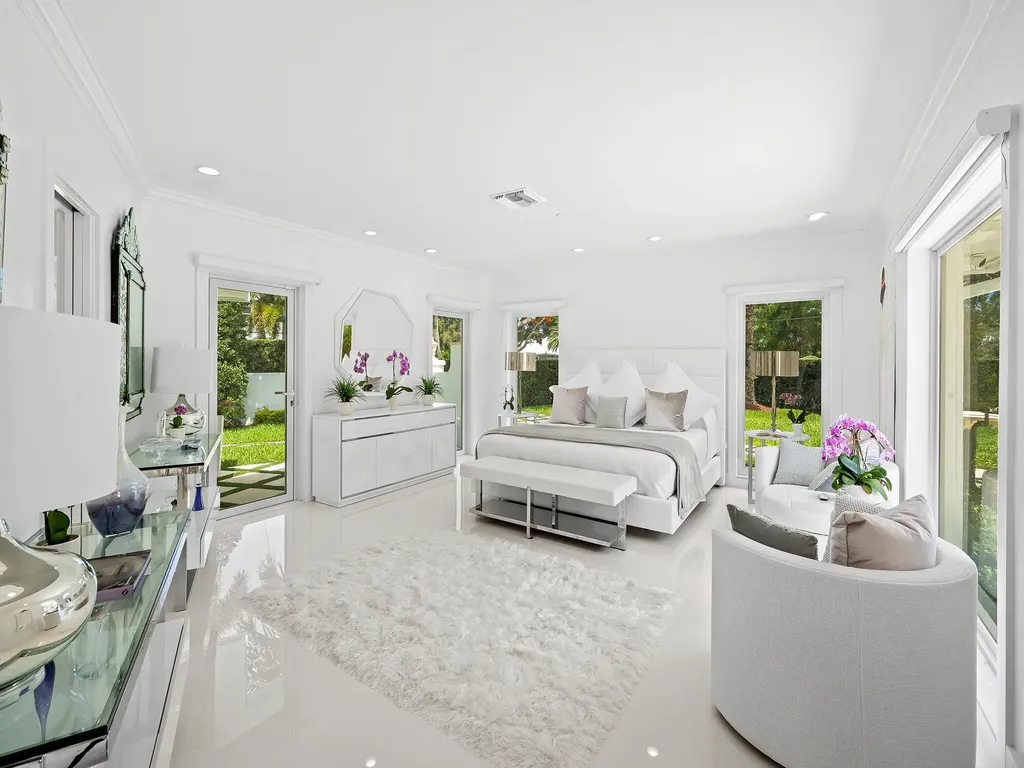 2831 NE 40th Street Fort Lauderdale FL 33308