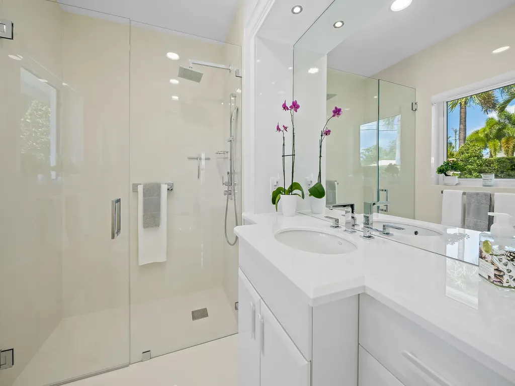 2831 NE 40th Street Fort Lauderdale FL 33308