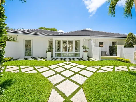 2831 NE 40th Street Fort Lauderdale FL 33308