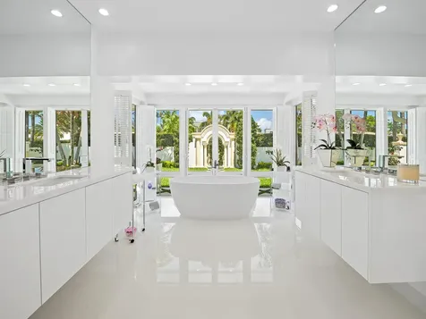 2831 NE 40th Street Fort Lauderdale FL 33308