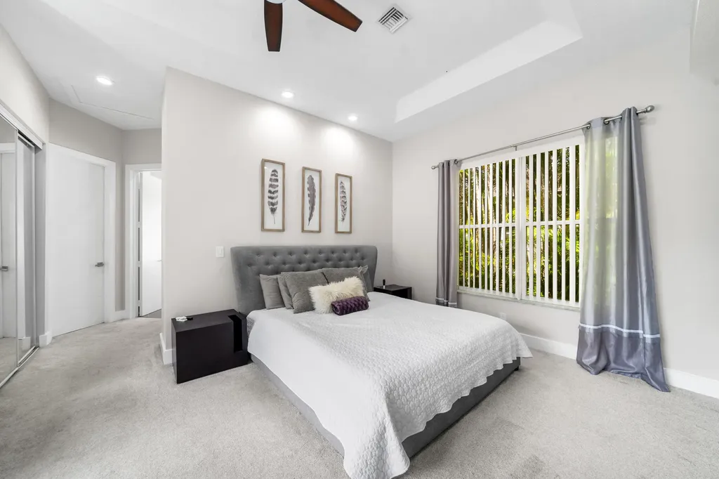 6569 NW 103rd Terrace Parkland FL 33076