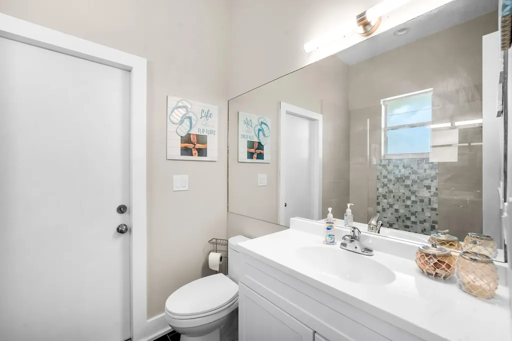 6569 NW 103rd Terrace Parkland FL 33076