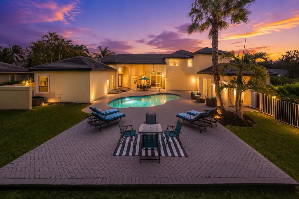6569 NW 103rd Terrace Parkland FL 33076