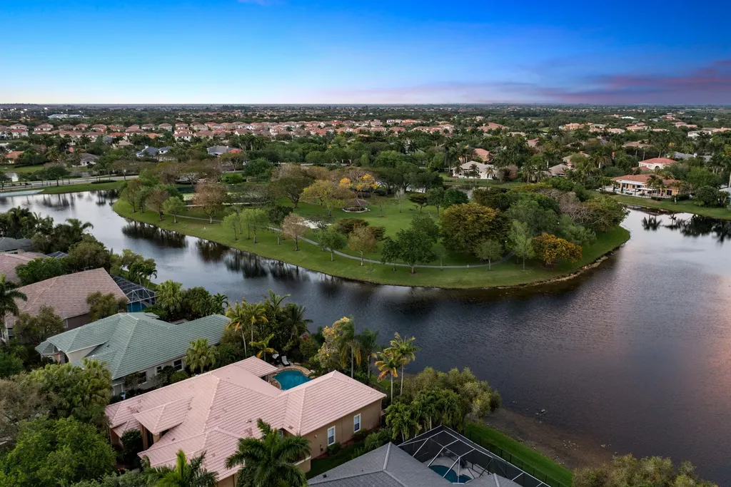 6569 NW 103rd Terrace Parkland FL 33076