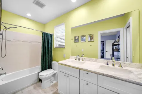 6569 NW 103rd Terrace Parkland FL 33076