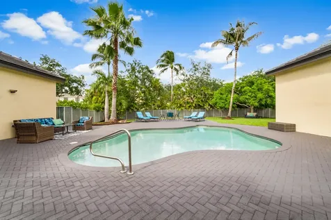 6569 NW 103rd Terrace Parkland FL 33076
