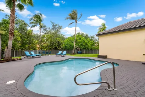 6569 NW 103rd Terrace Parkland FL 33076