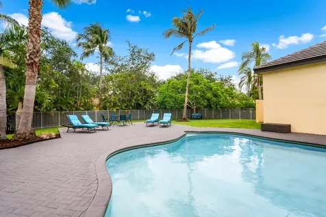 6569 NW 103rd Terrace Parkland FL 33076