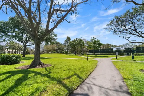 6569 NW 103rd Terrace Parkland FL 33076