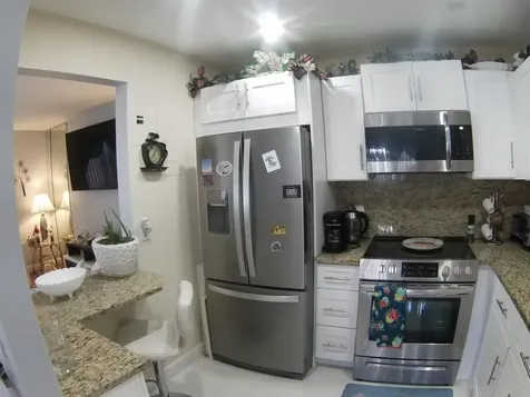 275 Monaco F Delray Beach FL 33446