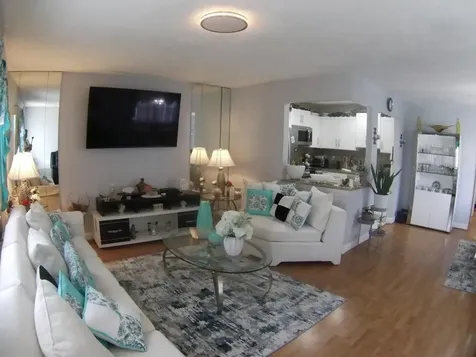 275 Monaco F Delray Beach FL 33446
