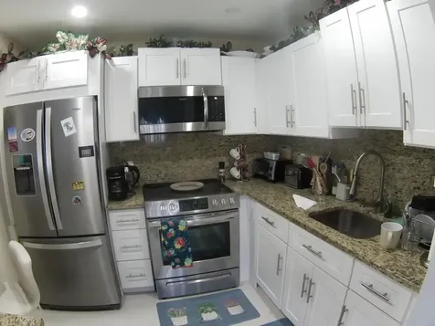 275 Monaco F Delray Beach FL 33446