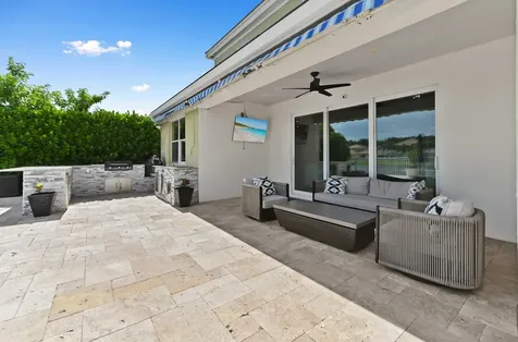 9526 Wrangler Drive Lake Worth FL 33467