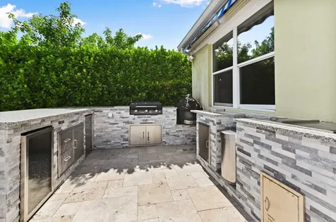 9526 Wrangler Drive Lake Worth FL 33467