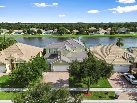 9526 Wrangler Drive Lake Worth FL 33467