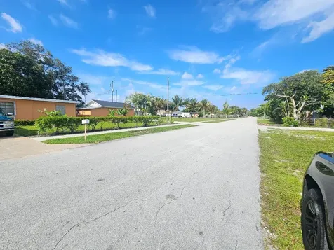 800 NW 1st Street Delray Beach FL 33444