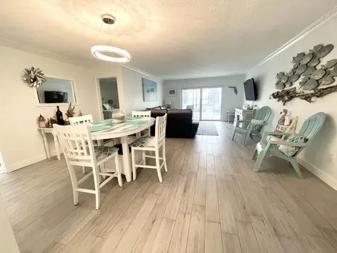 121 Wettaw Lane North Palm Beach FL 33408