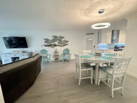 121 Wettaw Lane North Palm Beach FL 33408
