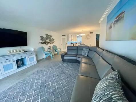 121 Wettaw Lane North Palm Beach FL 33408
