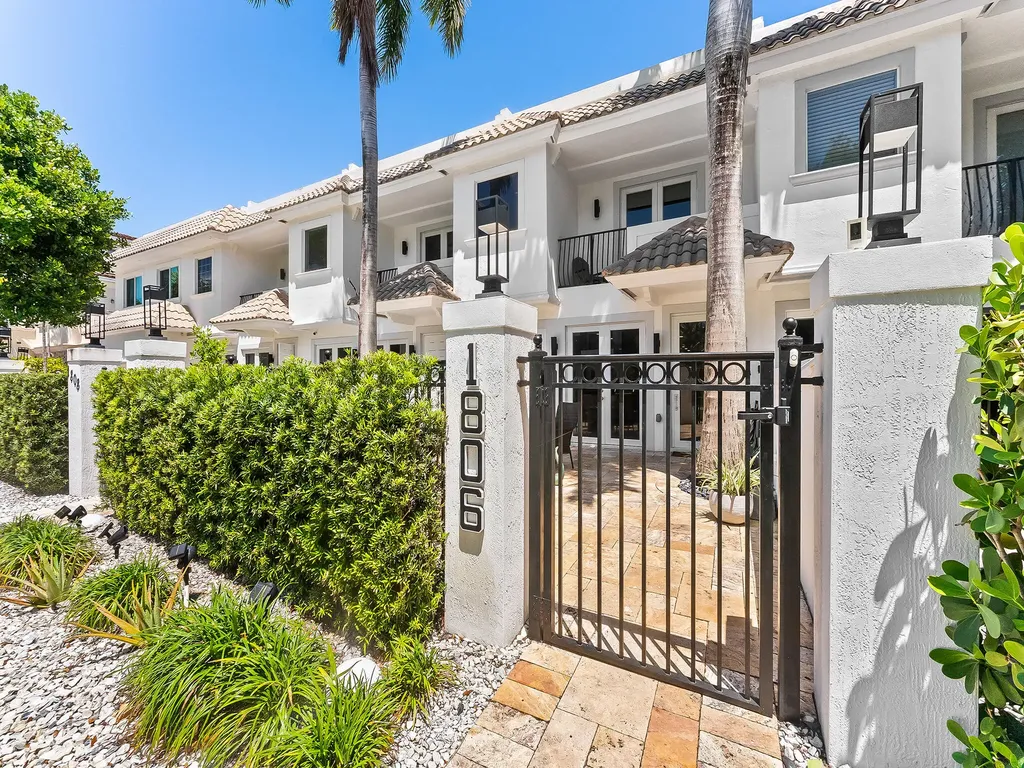 1806 NE 26th Avenue Fort Lauderdale FL 33305