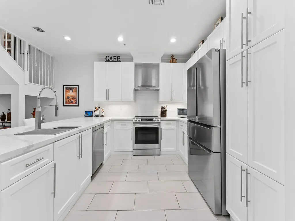 1806 NE 26th Avenue Fort Lauderdale FL 33305