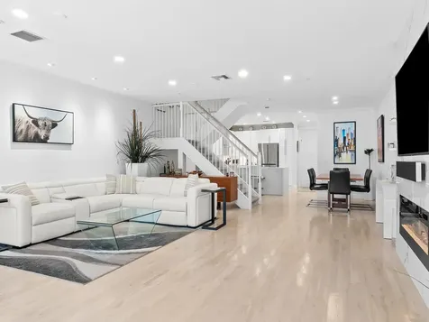 1806 NE 26th Avenue Fort Lauderdale FL 33305