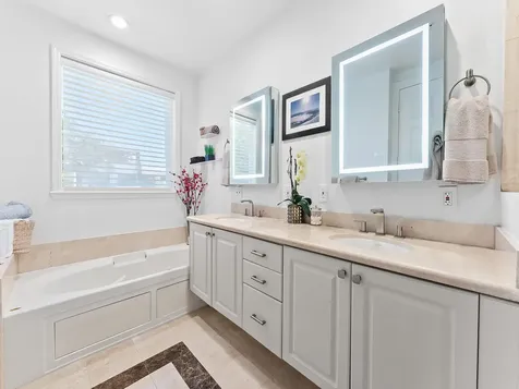 1806 NE 26th Avenue Fort Lauderdale FL 33305