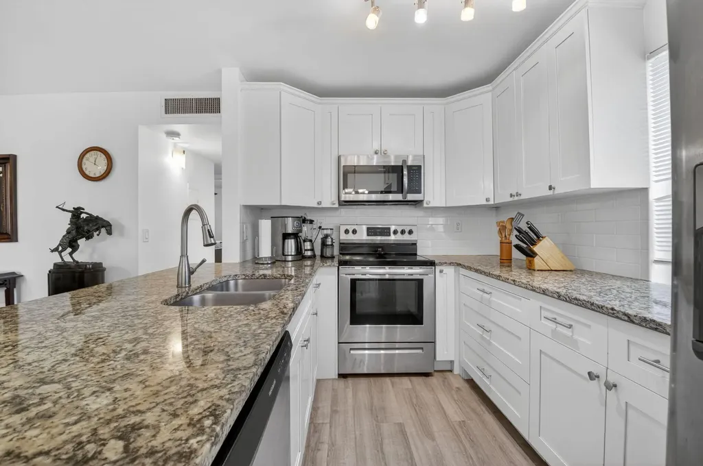 14 Flanders Delray Beach FL 33484