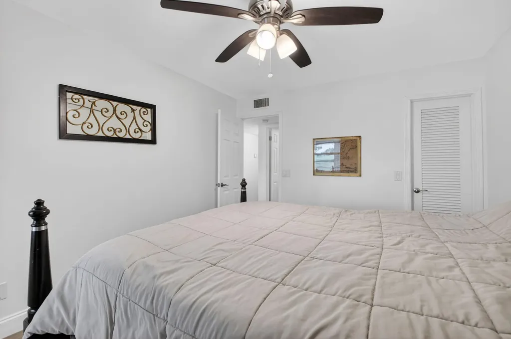 14 Flanders Delray Beach FL 33484