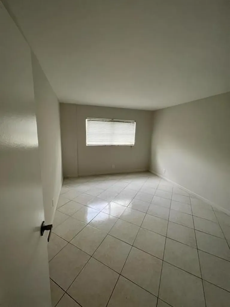 540 SE 2nd Avenue Deerfield Beach FL 33441