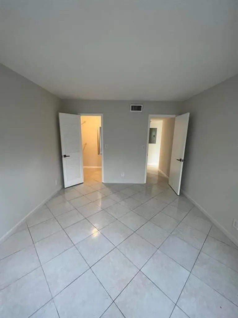 540 SE 2nd Avenue Deerfield Beach FL 33441