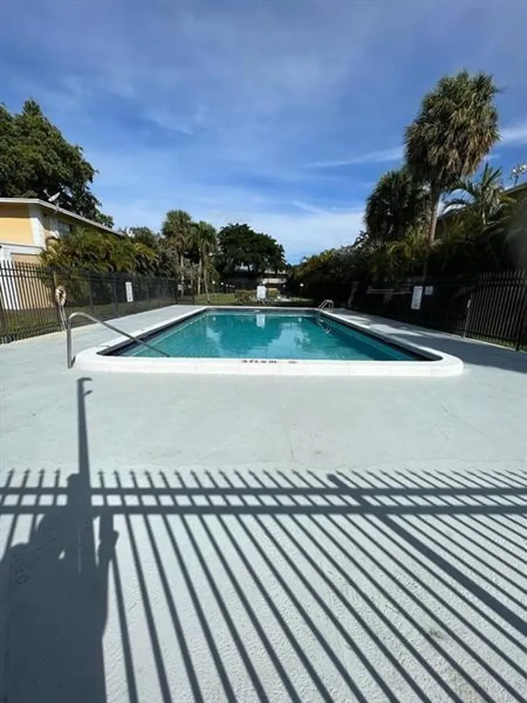 540 SE 2nd Avenue Deerfield Beach FL 33441