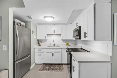 2069 NE Collins Circle Jensen Beach FL 34957