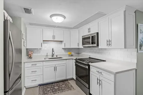 2069 NE Collins Circle Jensen Beach FL 34957